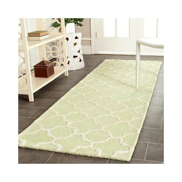 Safavieh Cambridge Hand Tufted Accent Rugs, Light Green and Ivory - 2 ft.-6 in. x 4 ft. - CAM130B-24