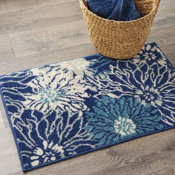 Homeroots 2 x 3 ft. Navy & Ivory Floral Scatter Area Rug - 385430
