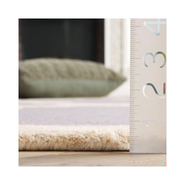Safavieh Cambridge Hand Tufted Runner Rug- Silver - Ivory- 2 ft. 6 in. x 6 ft. - CAM140D-26