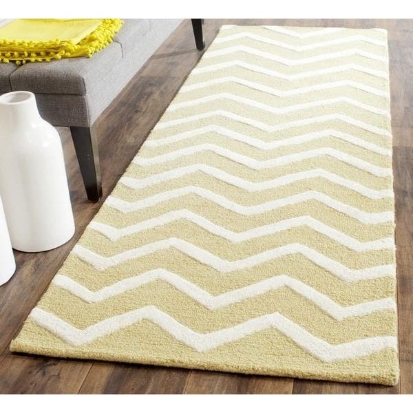 Safavieh Cambridge Hand Tufted Accent Rug, Light Gold - Ivory, 2 x 3 ft. - CAM714L-2