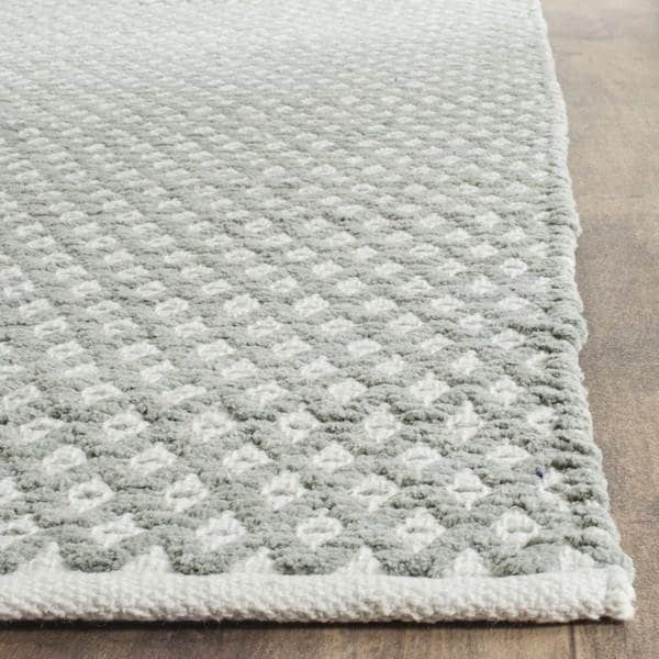 Safavieh Boston Tufted Accent RugsGrey 2 ft.-6 in. x 4 ft. - BOS685E-24