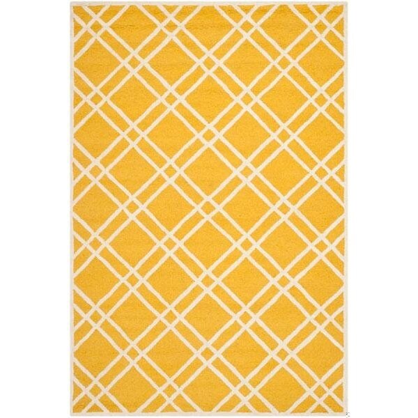 Safavieh Cambridge Small Rectangle Area Rug, Gold and Ivory - 3 x 5 ft. - CAM142Q-3