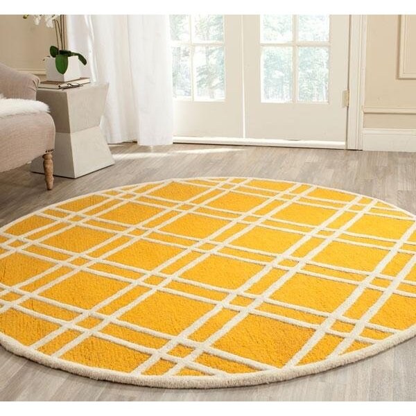 Safavieh Cambridge Small Rectangle Area Rug, Gold and Ivory - 3 x 5 ft. - CAM142Q-3