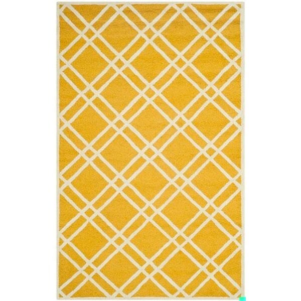 Safavieh Cambridge Small Rectangle Area Rug, Gold and Ivory - 3 x 5 ft. - CAM142Q-3