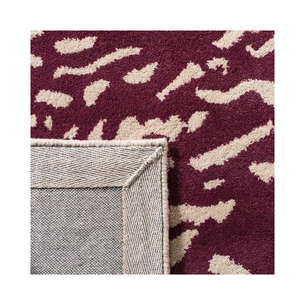 Safavieh 4 x 6 ft. Bella Hand Tufted Small Rectangle Area RugBeige & Purple - BEL115A-4