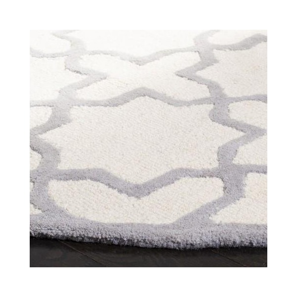 Safavieh Cambridge Hand Tufted Runner RugIvory & Silver 2 ft.-6 in. x 8 ft. - CAM125Y-28