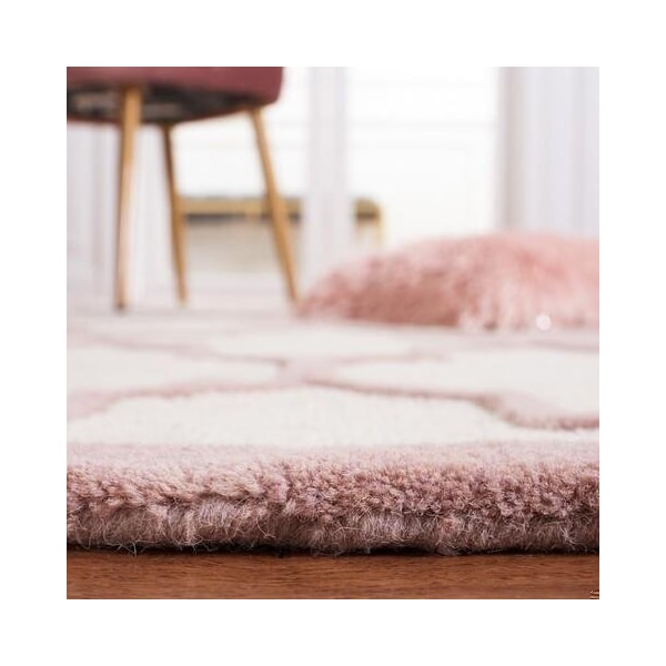 Safavieh Cambridge Hand Tufted Runner Rug- Ivory - Beige- 2 ft. 6 in. x 6 ft. - CAM134P-26