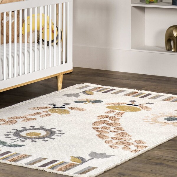 Nuloom Avianna Giraffe Kids Fringe Area Rug 5ft x 7ft 6in - KKPL08A-508