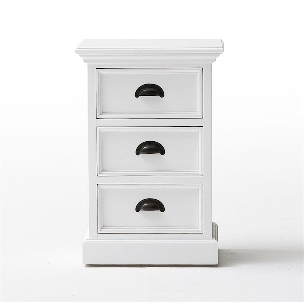 Betterbeds Halifax White Mahogany Nightstand, 3 Drawers - BE2589474