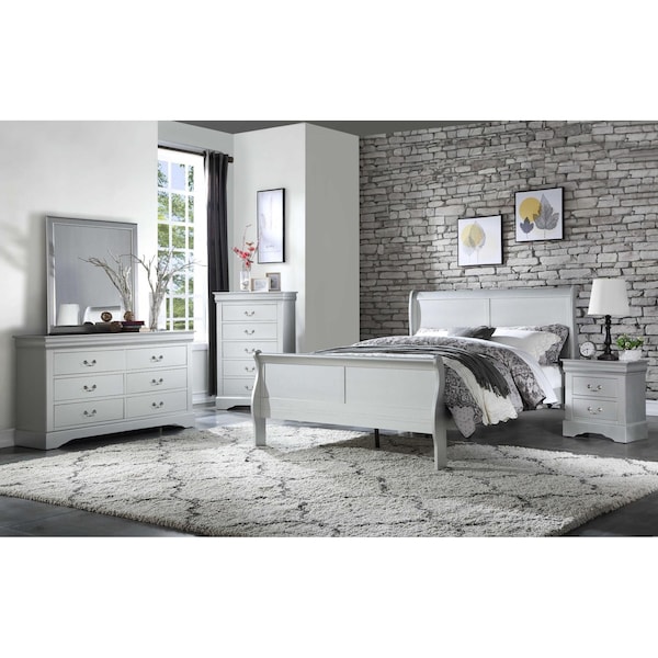 Homeroots 80 x 90 x 47 in. Platinum Wood King Bed - 347109