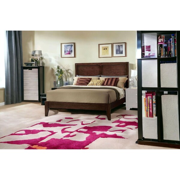 Homeroots 52 x 85 x 80 in. Madison Eastern King Bed Espresso - 285862