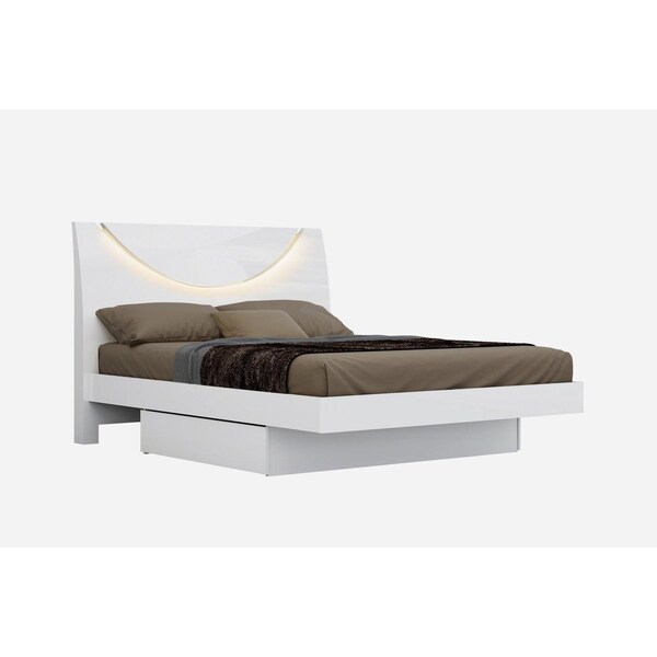 Homeroots White California King Size Bed 72 x 85 x 43 in. - 366256