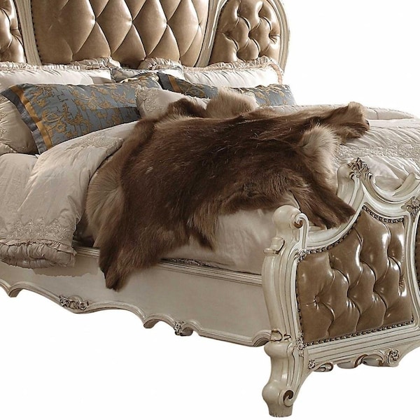 Homeroots 74 x 89 x 78 in. PU Antique Pearl Wood Poly Resin Upholstery Queen Bed - 348208