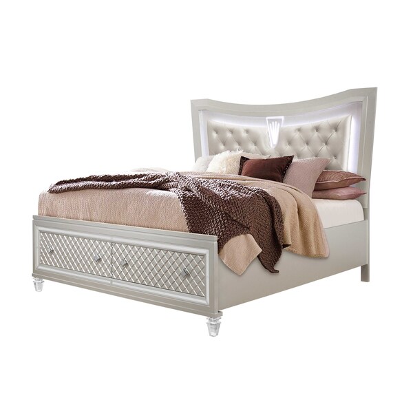Global Furniture Usa Traditional Glam Tufted Paris Champagne King Bed With Led - 3022