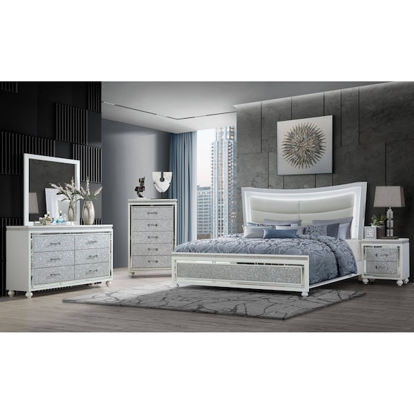 Global Furniture Usa Contemporary Glam Glitter, Mirrored Collete White Full Bed - 4606