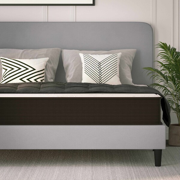 Flash Furniture Dream 10 in Hybrid Mattress, King Size High Density Foam and Pocket Spring Mattress in a Box, White/Black - DR-E230P-R-K-10-GY-GG