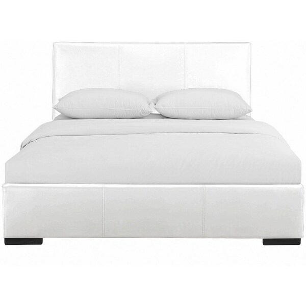 Homeroots 34.8 x 63.4 x 85.4 in. White Upholstered Queen Size Platform Bed - 397039
