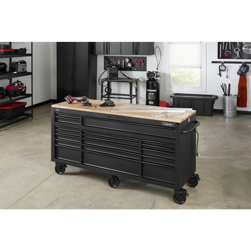 Banco de trabajo móvil con gavetas pesado de 72 pulgadas de ancho por 24 pulgadas de profundidad y parte superior de madera dura ajustable en altura en negro mate - HOLC7218BB1MYS