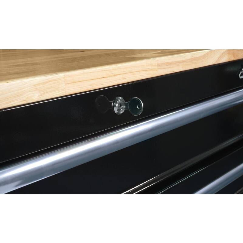 Banco de trabajo móvil con 9 cajones estándar de deber medio Husky de 52 pulgadas de ancho x 25 pulgadas de profundidad con parte superior de madera sólida en color negro brillante - HOTC5209B12M