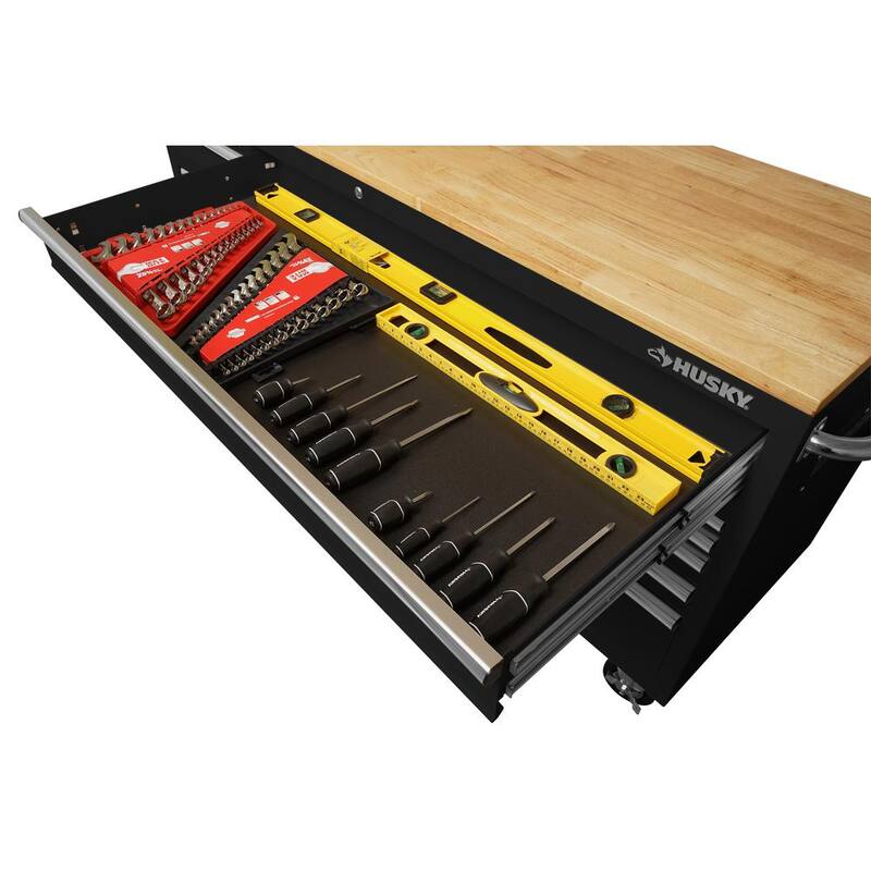 Almacenamiento para herramientas Husky de 72 pulgadas de ancho con banco de trabajo móvil de gabinete en azul mate resistente de altura ajustable con superficie de madera sólida - HOLC7218BL1M