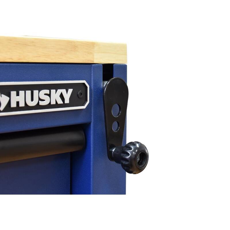 Almacenamiento para herramientas Husky de 72 pulgadas de ancho con banco de trabajo móvil de gabinete en azul mate resistente de altura ajustable con superficie de madera sólida - HOLC7218BL1M