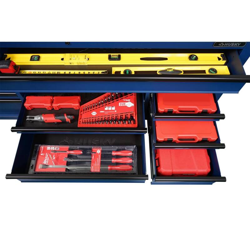 Almacenamiento para herramientas Husky de 72 pulgadas de ancho con banco de trabajo móvil de gabinete en azul mate resistente de altura ajustable con superficie de madera sólida - HOLC7218BL1M