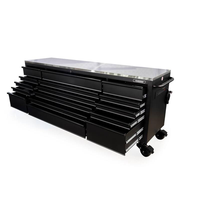 Banco de trabajo móvil pesado de 16 cajones con parte superior de acero inoxidable en negro mate de 96 pulgadas de ancho x 24 pulgadas de profundidad - HOTC9616BB1M