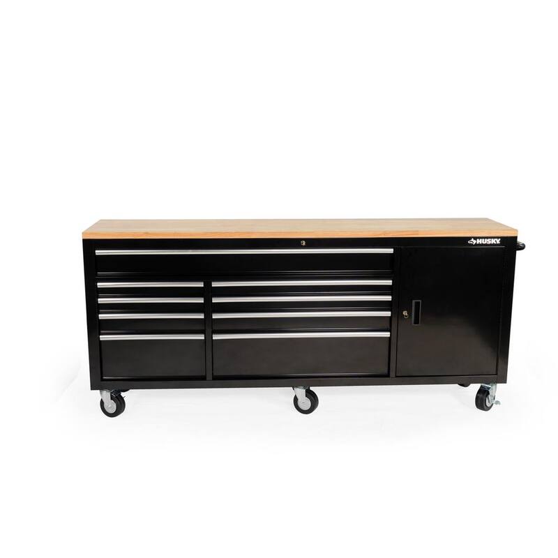 Banco de trabajo móvil con 9 cajones y tapa de madera en negro brillante de 84 pulgadas de ancho x 18 pulgadas de profundidad.