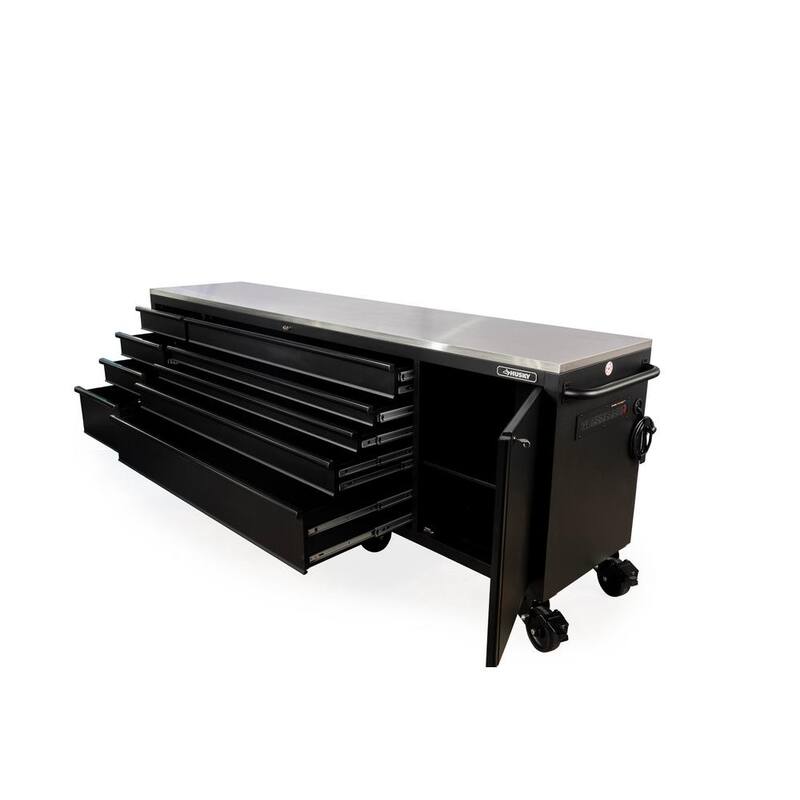 Banco de trabajo móvil resistente de 9 cajones de 108 pulgadas de ancho x 24 pulgadas de profundidad con encimera de acero inoxidable en negro mate - HOTCA809BB1M.