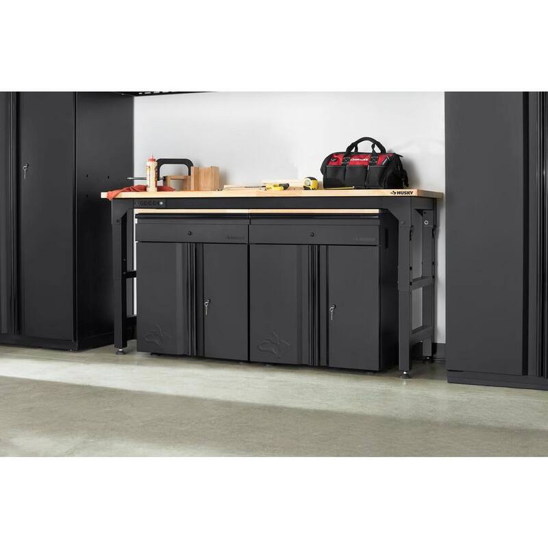 Mesa de trabajo Husky de 6 pies con altura ajustable y encimera de madera sólida en color negro para sistema de almacenamiento de garaje de acero soldado resistente - HTC1000004.