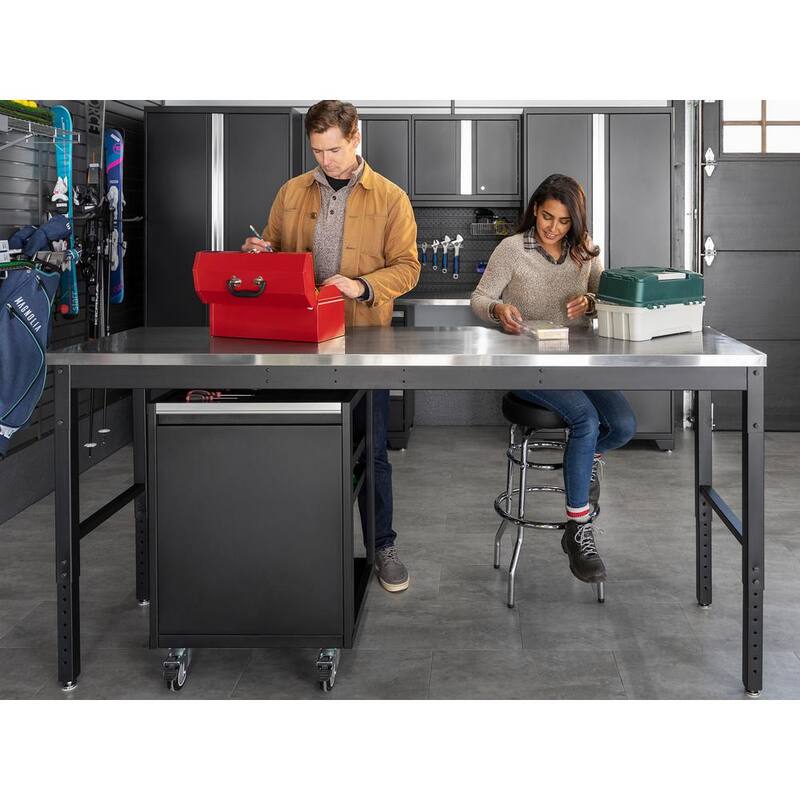 Mesa de trabajo negra de la serie Pro de NewAge Products de 48 pulgadas de ancho x 24 pulgadas de profundidad con cubierta de acero inoxidable - 55936