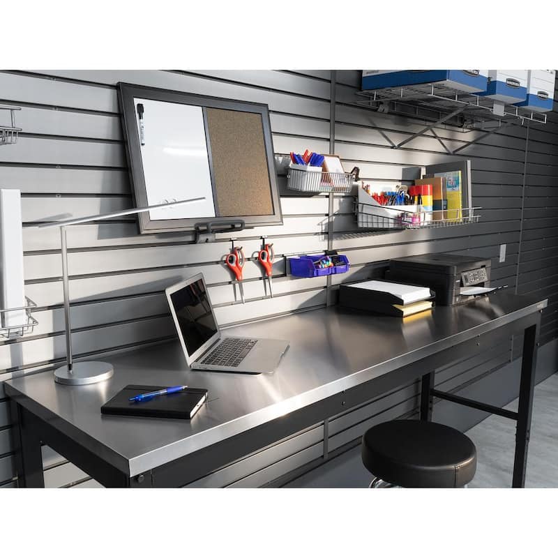 Banco de trabajo negro de la Serie Pro de NewAge Products de 72 pulgadas de ancho x 24 pulgadas de profundidad con encimera de acero inoxidable - 55948.