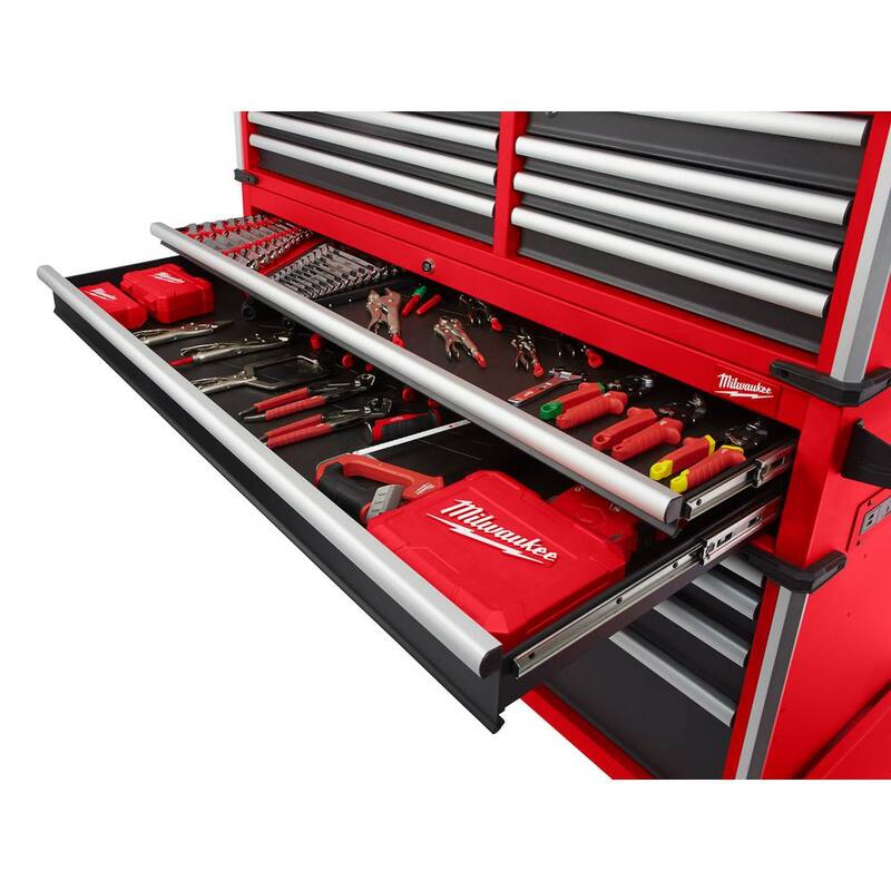 Cofre de herramientas rodante de 18 cajones de alta capacidad Milwaukee de 56 pulgadas de ancho x 22 pulgadas de profundidad - 48-22-8556M