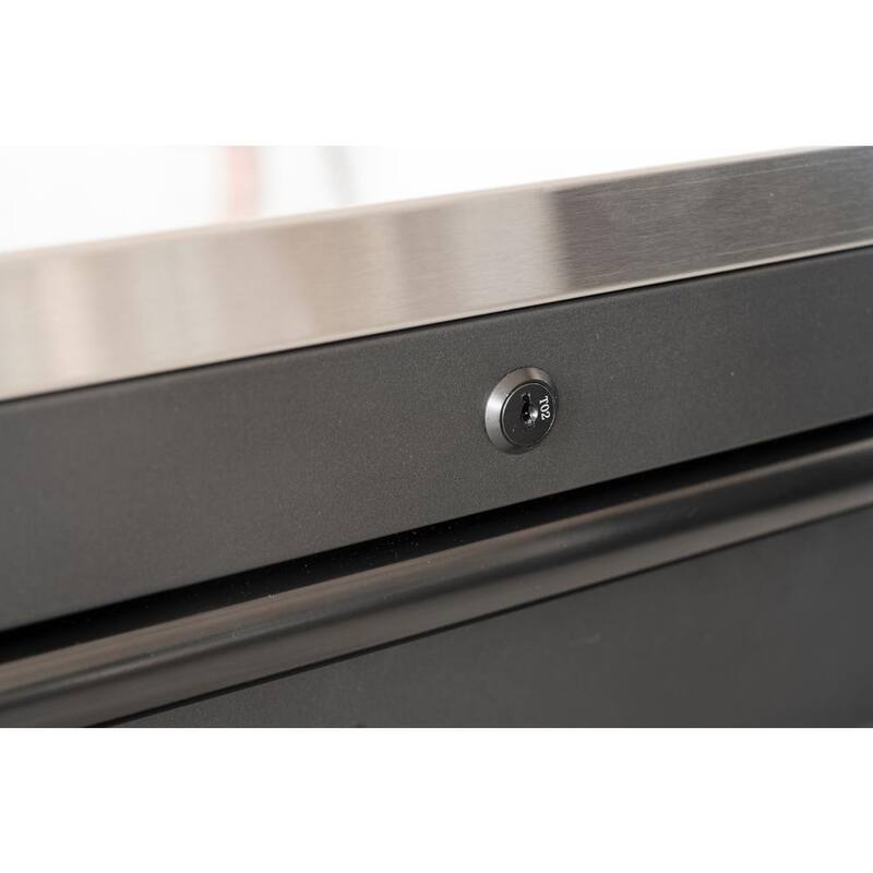 Banco de trabajo móvil Husky de 62 pulgadas x 24 pulgadas con 10 cajones y parte superior de acero inoxidable, combinado con gabinete superior y 2 armarios laterales altos en negro mate - HOGSC010BB1S