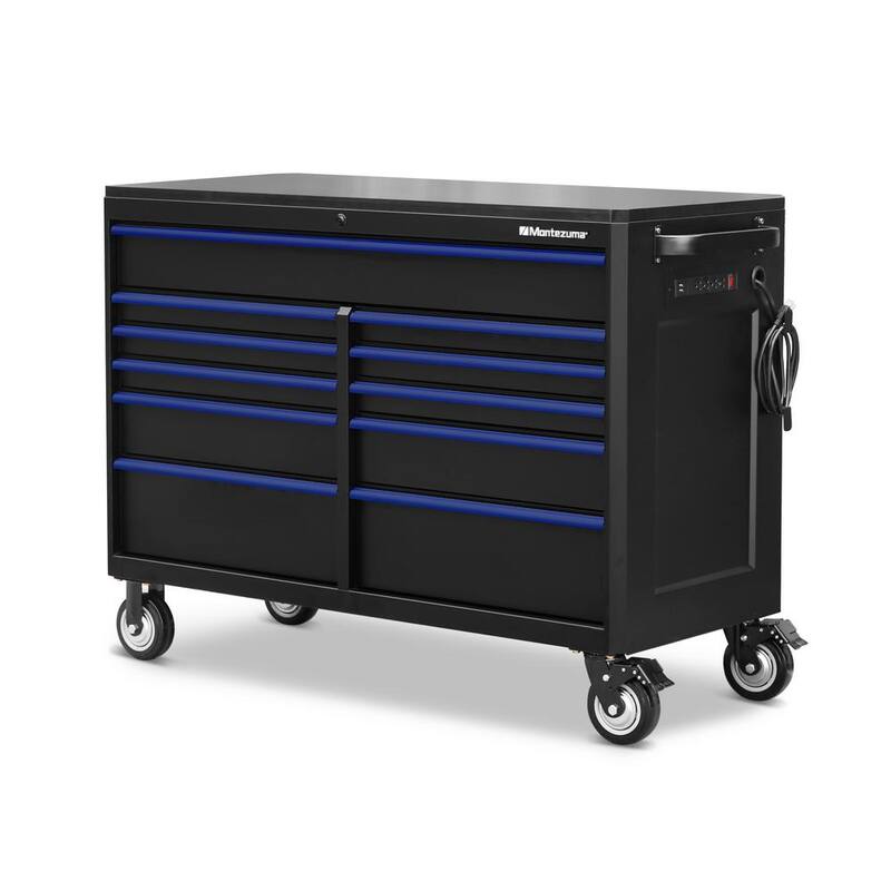 Montezuma 56 pulg. de ancho x 24 pulg. de profundidad 17 cajones Gabinetes de herramientas y combo con salidas de poder y USB en negro y azul - M5624COMBO