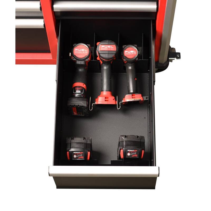 Almacenamiento de herramientas de gran capacidad de Milwaukee 41 pulgadas de ancho x 22 pulgadas de profundidad - cofre de herramientas con rodillos 48-22-8548