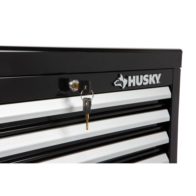Cofre de herramientas superior Husky de 4 cajones estándar de 26 pulgadas de ancho por 12 pulgadas de profundidad en color negro brillante - HKST98065BK