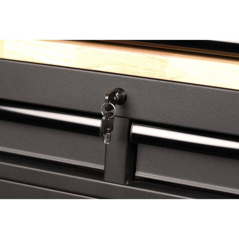 Almacenamiento de herramientas Husky de 61 pulgadas de ancho x 23 pulgadas de profundidad, cofre de herramientas superior resistente con elevador - 61HUTCH