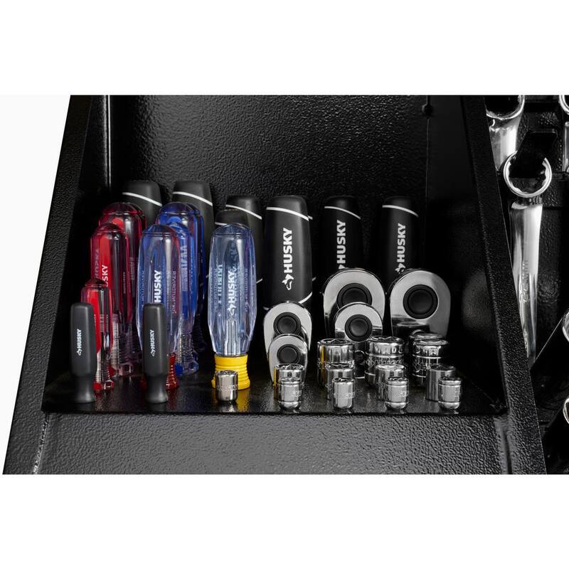 Husky Heavy-Duty 36 pulgadas de ancho x 17 pulgadas de profundidad Cofre de acero negro portátil con tapa triangular para sockets, llaves y desarmadores - THD36280