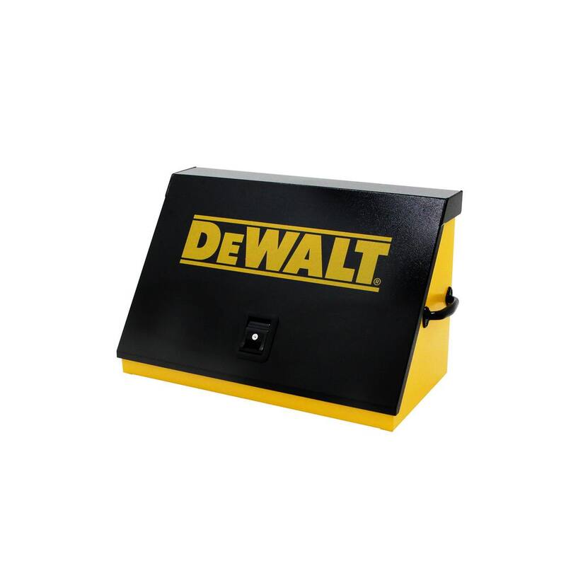 DEWALT 30 pulgadas de ancho x 15 pulgadas de profundidad Cofre de herramientas triangular portátil para llaves de vaso, llaves y destornilladores en recubrimiento de polvo amarillo/negro - DXTB30BY