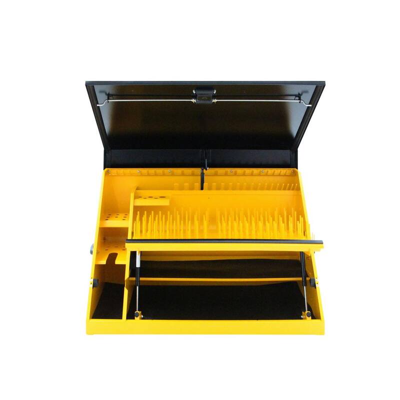DEWALT 36 pulgadas de ancho x 17 pulgadas de profundidad Cofre de herramientas con tapa en triángulo portátil para llaves de dado, llaves y desarmadores en recubrimiento en polvo amarillo/negro - DXTB36BY