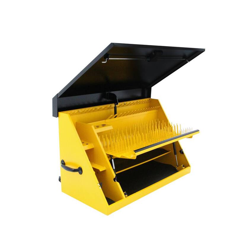 DEWALT 36 pulgadas de ancho x 17 pulgadas de profundidad Cofre de herramientas con tapa en triángulo portátil para llaves de dado, llaves y desarmadores en recubrimiento en polvo amarillo/negro - DXTB36BY