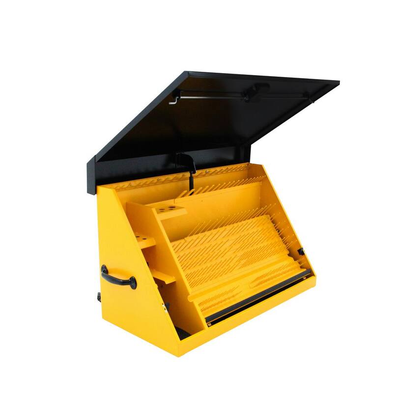DEWALT 36 pulgadas de ancho x 17 pulgadas de profundidad Cofre de herramientas con tapa en triángulo portátil para llaves de dado, llaves y desarmadores en recubrimiento en polvo amarillo/negro - DXTB36BY