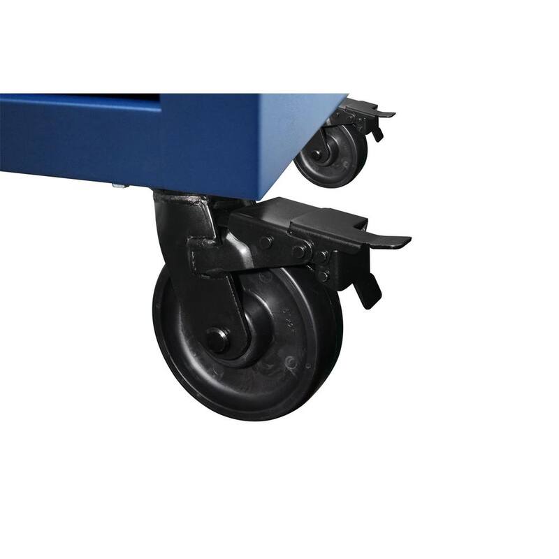 Banco de trabajo móvil Husky Heavy-Duty de 61 pulgadas de ancho por 24 pulgadas de profundidad en color azul mate - HOTC8010BB1D