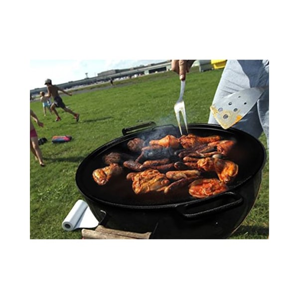 Hastings Home Hastings Home 14-Inch Cast Iron Pizza Pan- Round Skillet for Cooking, Baking and Grilling - 138620ZUP