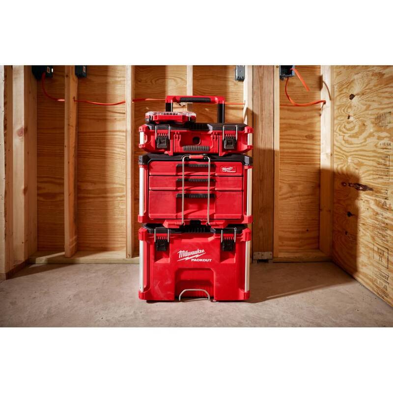 Milwaukee PACKOUT 22 in. Modular 3-Drawer Multi Drawer Tool Box with Metal Reinforced Corners and 50 lbs. Capacity - 48-22-8447
