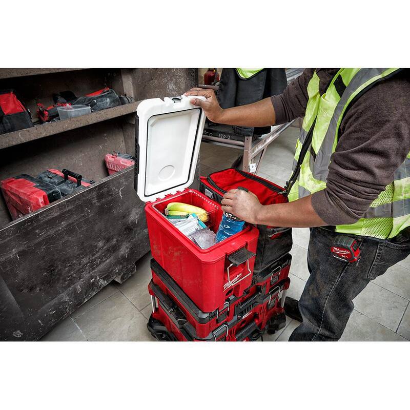 Milwaukee PACKOUT 10 in. Red 16 qt. Compact Cooler - 48-22-8460