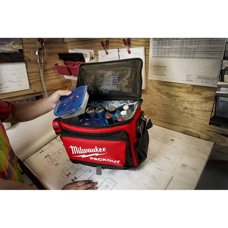Milwaukee 15.75 in. PACKOUT Cooler Bag - 48-22-8302