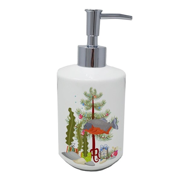 Carolines Treasures 7 x 3.5 in. Piranha Merry Christmas Ceramic Soap Dispenser - CK4534SOAP