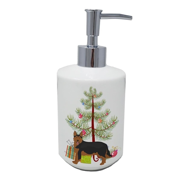 Carolines Treasures 7 x 3.5 in. Shollie No.2 Christmas Tree Ceramic Soap Dispenser - CK3874SOAP